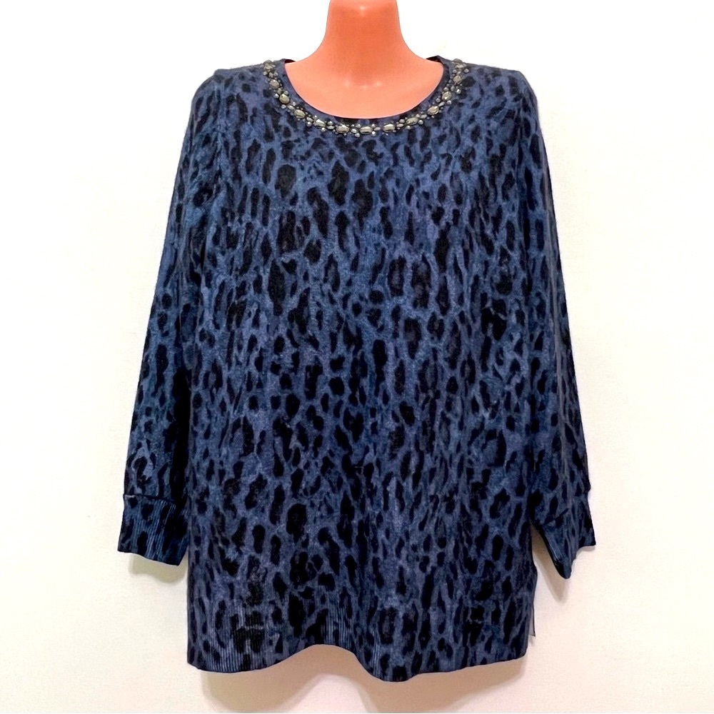 Saks Fifth Avenue Blue Animal Print Cashmere Sweater Chic